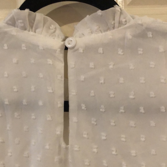 Ladies white chiffon halter blouse. Size L. - Picture 5 of 6